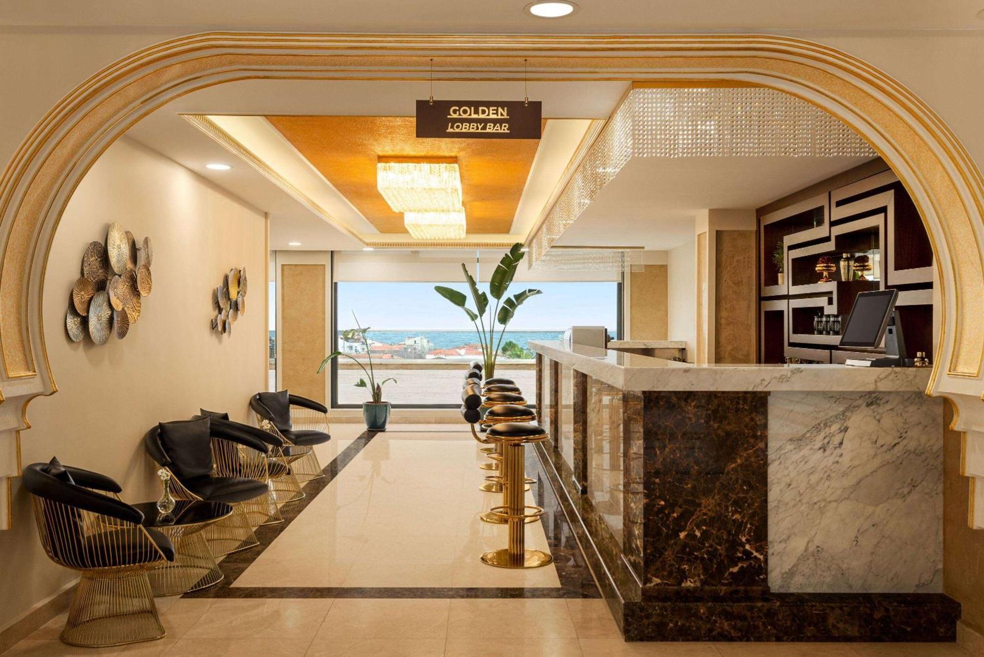 Ramada Plaza By Wyndham Silivri Hotel ภายนอก รูปภาพ